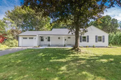 90 Fox Farms Rd 1