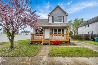 29 Linden St