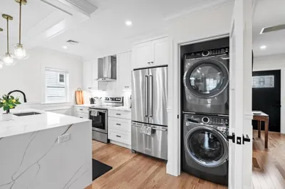 6-8 Weld Hill St 1