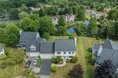 24 Pelican Dr #24