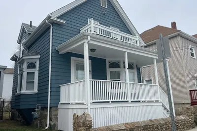 15 Valentine St