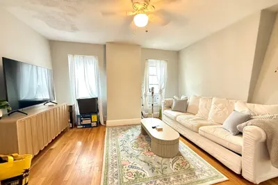 373 K St #2