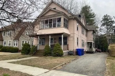 289-291 Lexington St