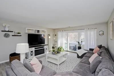 135 Nassau Dr #135 1