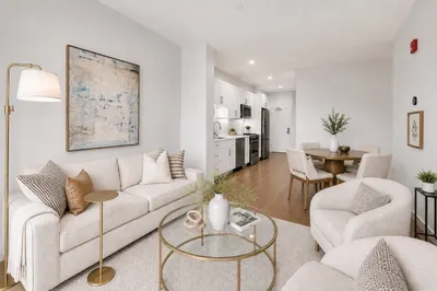 205 Maverick St #U308 1