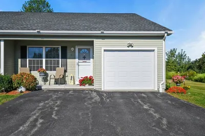 5 Cole Drive #5