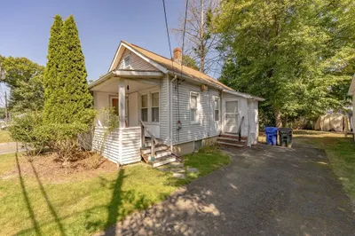 73 Lamont St