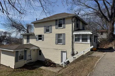 57 Pecksuot Rd