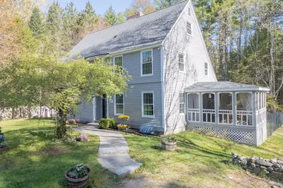 57 Heald St 1