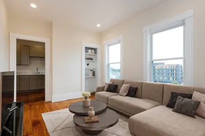 317-319 Dorchester St #3