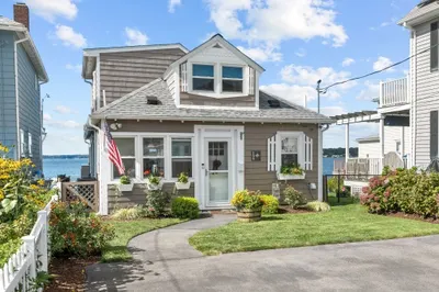 104 Bluff Ave 1