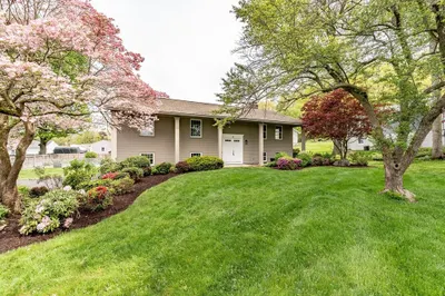 55 Karen Dr