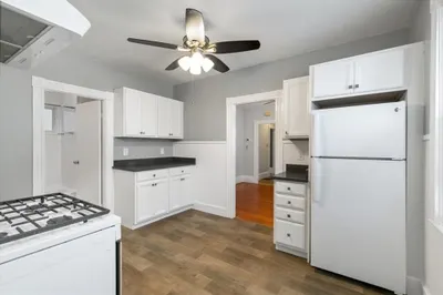 28 Hillside Ave #1