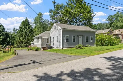 397 Pleasant St 1
