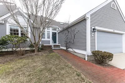 70 Hidden Bay Drive #70