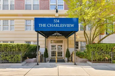 534 Beacon Street #103 1