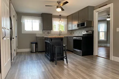 33 Maple St #2 1