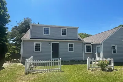 1063 Main St #2