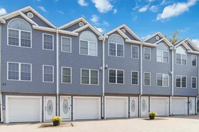 47 Alder St #6 1