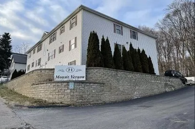 21 Mount Vernon #1B 1