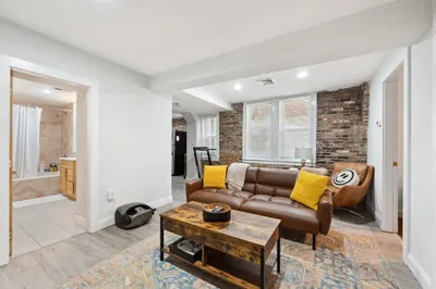 12 Foster St #G