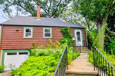 250 Woodcliff Rd