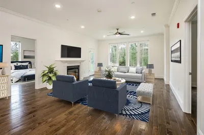8 Island Court #111 1