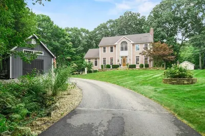 315 W Sutton Rd 1