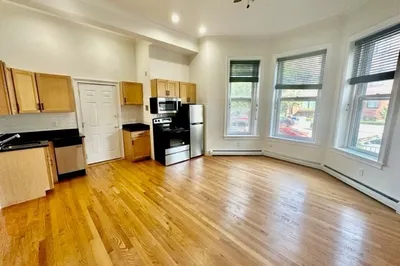 435 Beacon #2