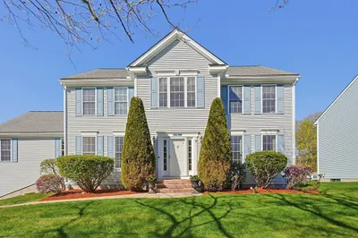 73 Independence Ln