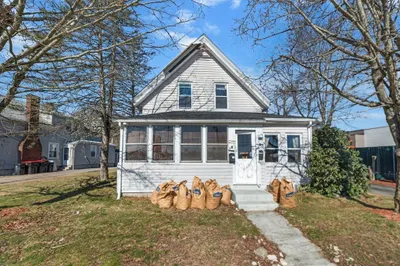 9 Hayward Ave 1