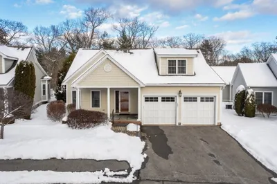 121 Cortland Drive #121 1
