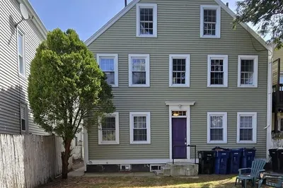 26 Essex St #2