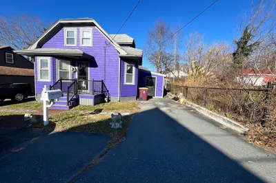 29 Jean St
