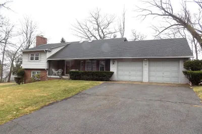 16 Atwater Terrace 1