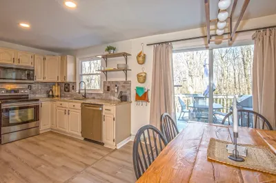 30 Ridgewood Dr 1