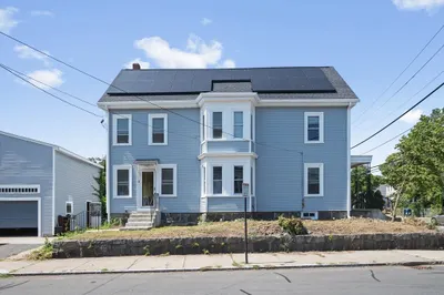 347 Centre St