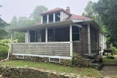 20 Giffords Corner Rd