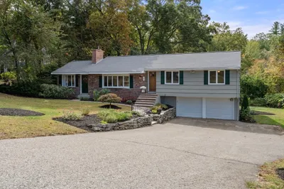 5 Oakwood Rd