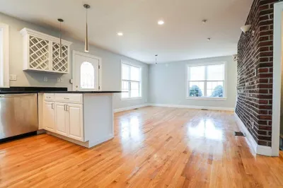 15 Vineland Street #B