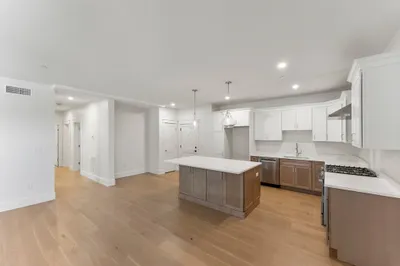 134 Court St #2 1