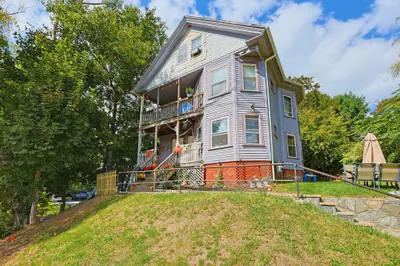 1550-1552 Main St 1