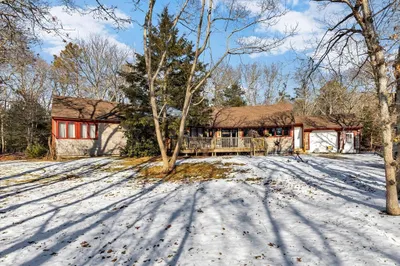 9 Lan Rd