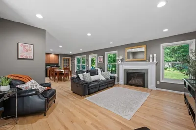 17 Rock Ave 1
