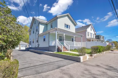 492 Metropolitan Ave #2 1