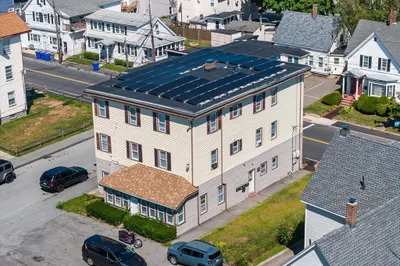 566 Bay St 1
