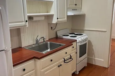122 Nashua Road #1