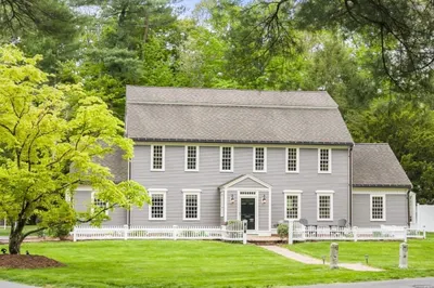 41 Longmeadow Road 1