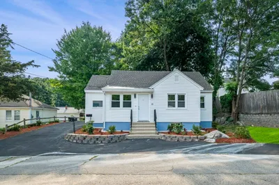 11 Jeanne Darc St 1