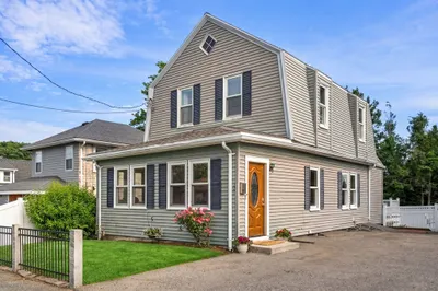 221 Winthrop St 1